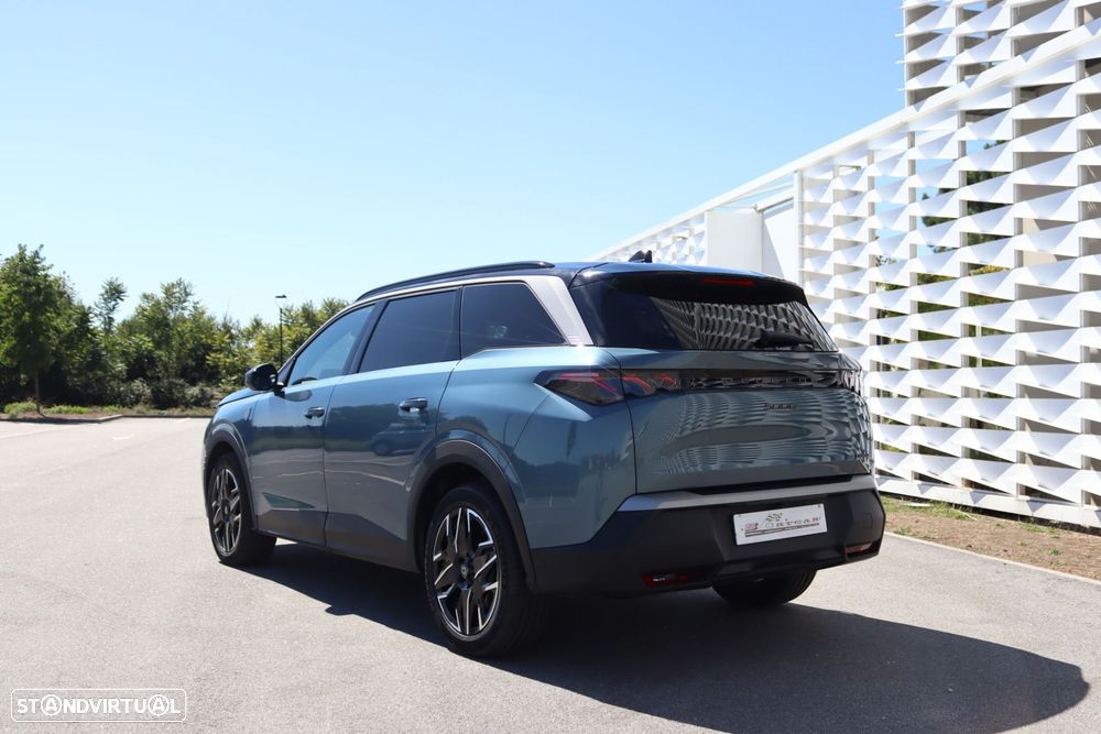 Peugeot 5008 - 8