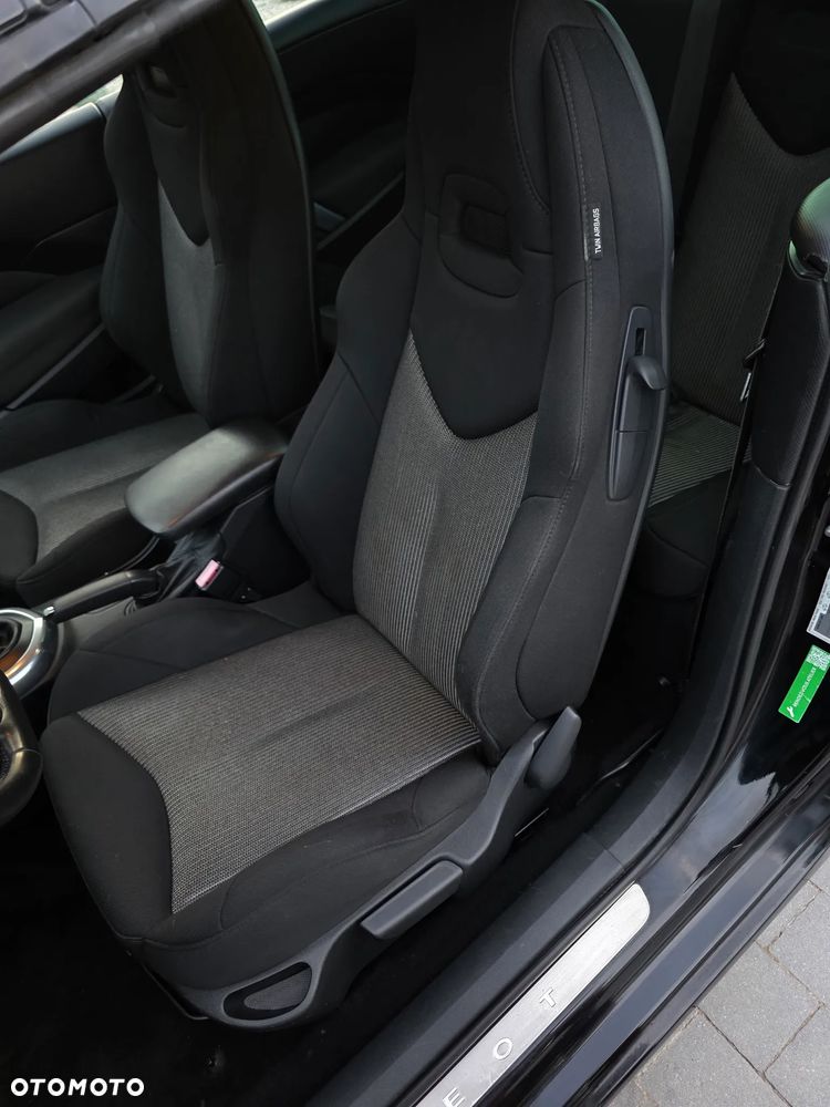 Peugeot 308 - 35
