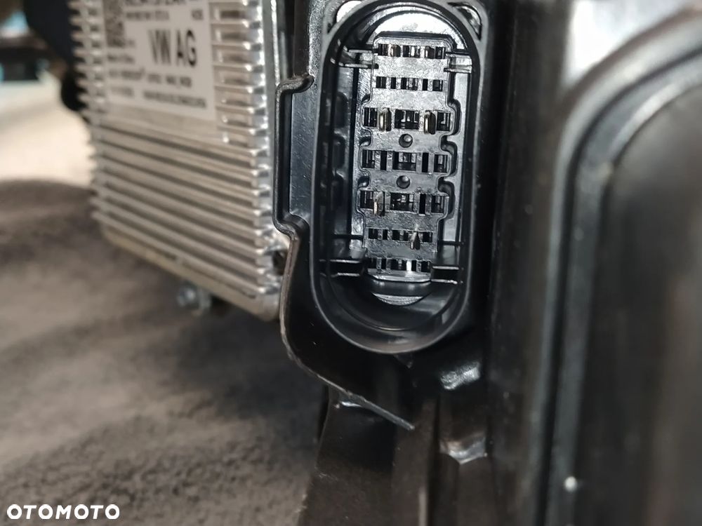 VW GOLF 8 VIII LIFT 2024- LAMPA REFLEKTOR PRZÓD PRZEDNI LED IQ LIGHT SREBRNY ŚRODEK LEWA PRZETWORNICA ORYGINAŁ - 15