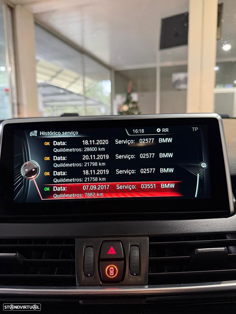 BMW 220 Active Tourer d Aut. Luxury Line - 22