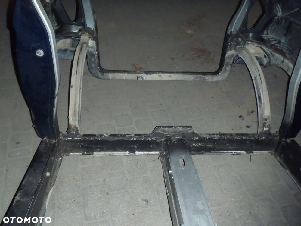 błotnik buda ćwiartka dach stelaż aluminiowy aixam  city 2012r - 24