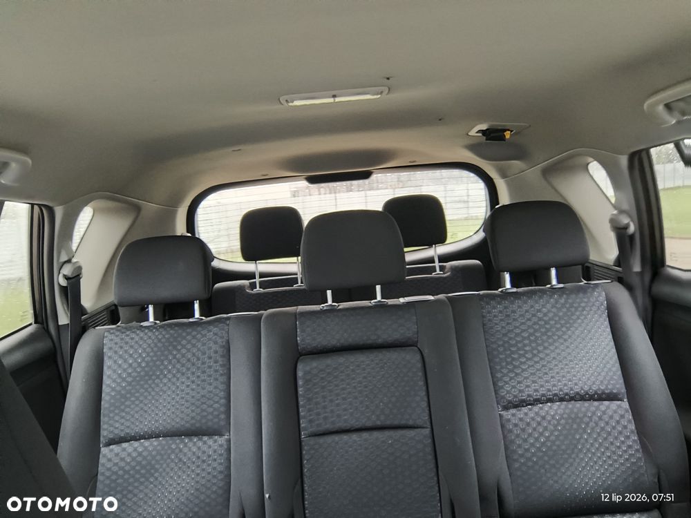 Toyota Verso - 7