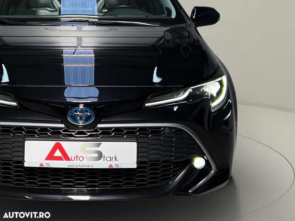Toyota Corolla 2.0 Lounge - 10