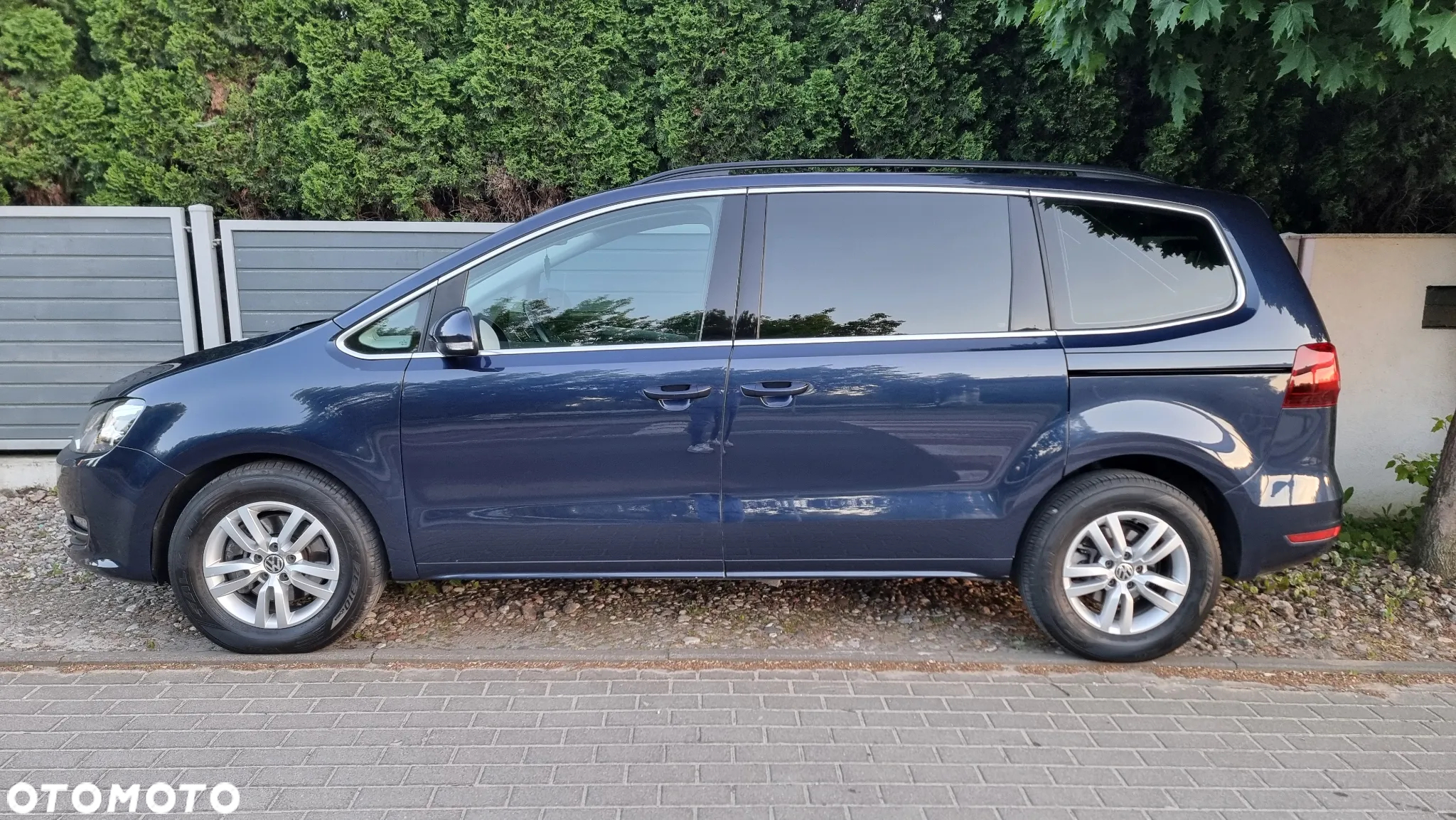 Volkswagen Sharan 2.0 TDI (BlueMotion Technology) Comfortline - 3
