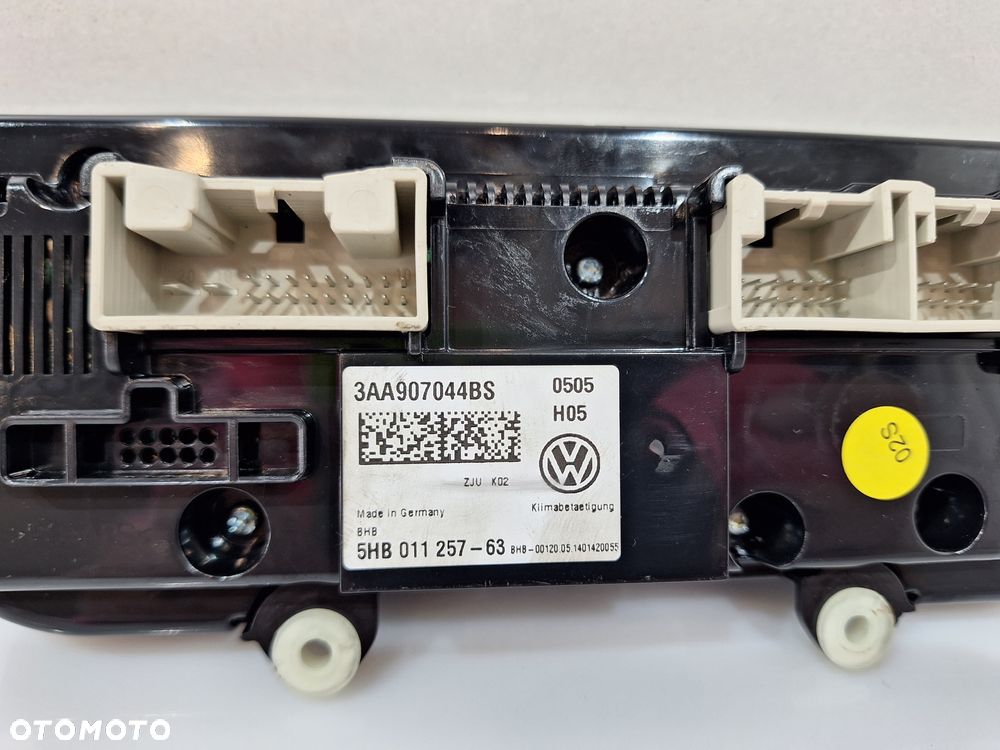 VW Passat B7 Panel Klimatyzacji 3AA907044BS - 4