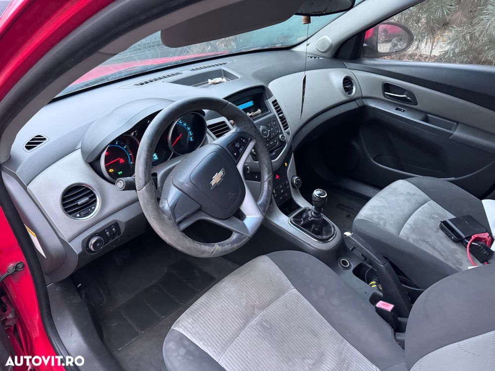 Chevrolet Cruze 1.6 BASE G1 - 12