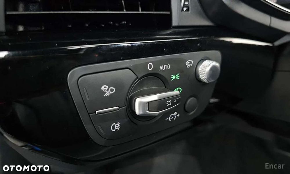 Audi A4 Limousine - 17