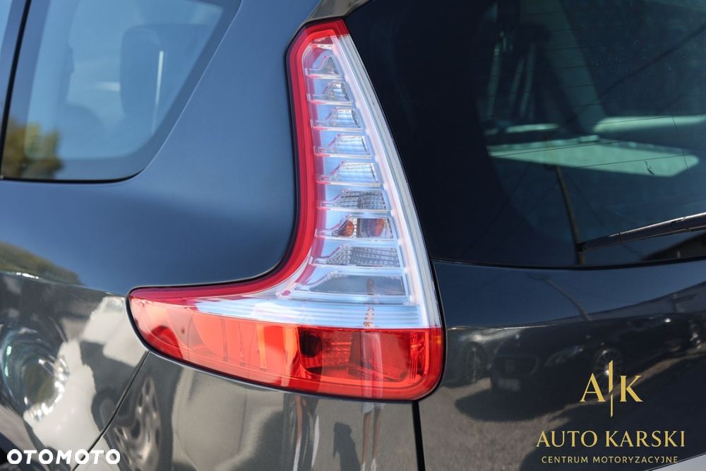 Renault Scenic - 17