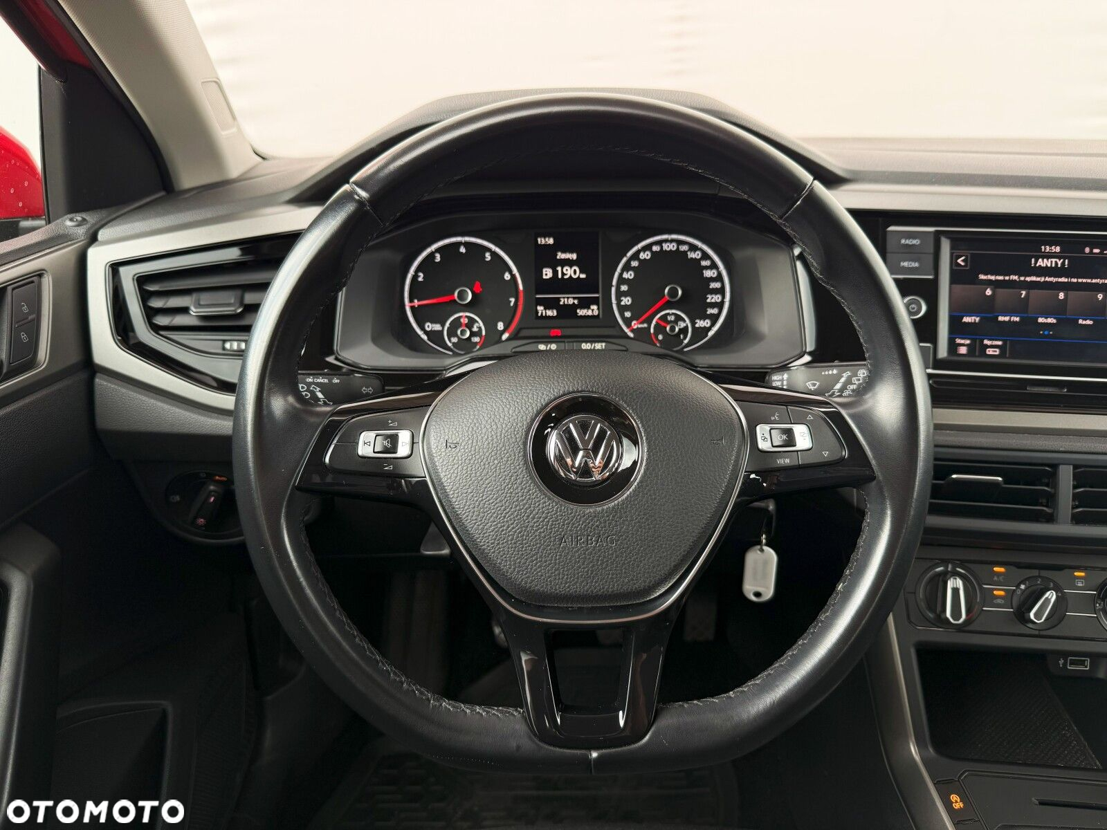 Volkswagen Polo 1.0 TSI Comfortline - 16