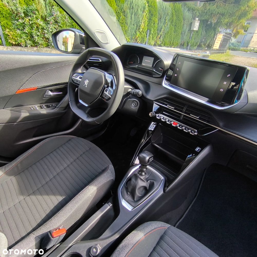 Peugeot 2008 - 19