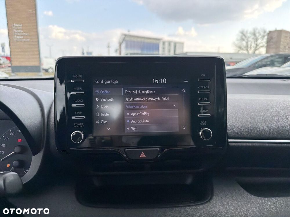 Toyota Yaris - 17
