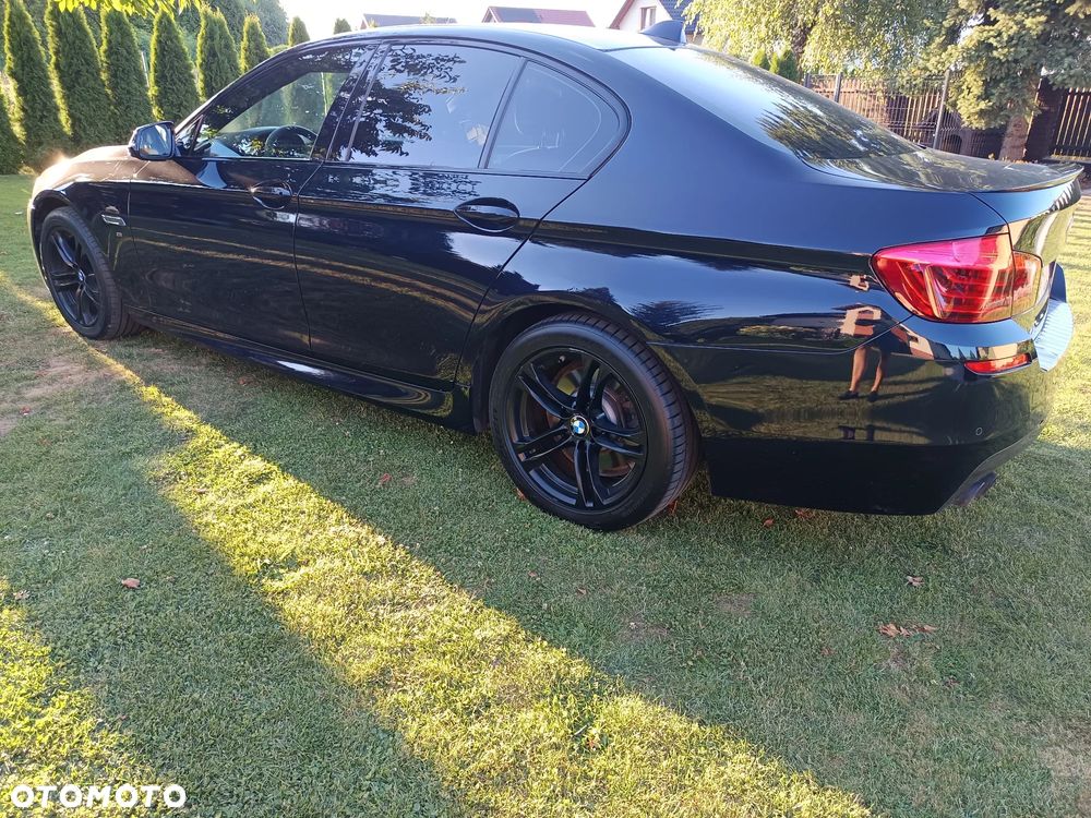 BMW Seria 5 520d xDrive - 10