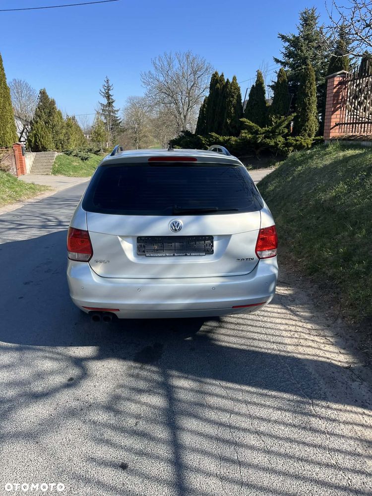 Volkswagen Golf - 5