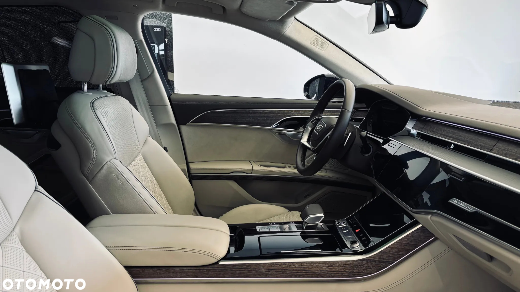 Audi A8 - 14