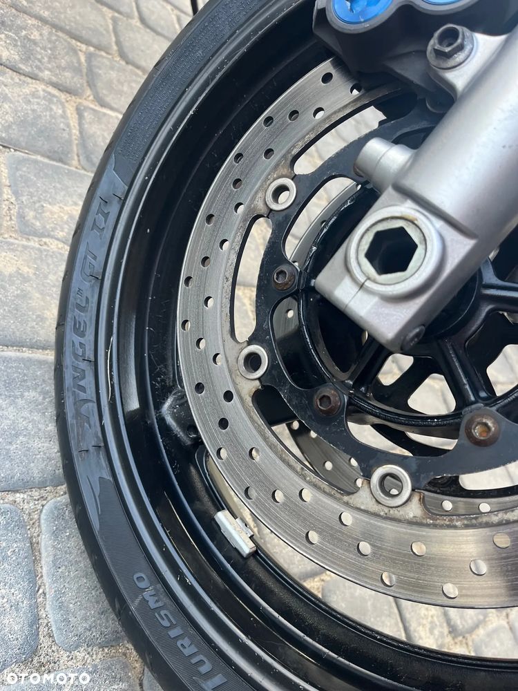 Yamaha XJR - 3