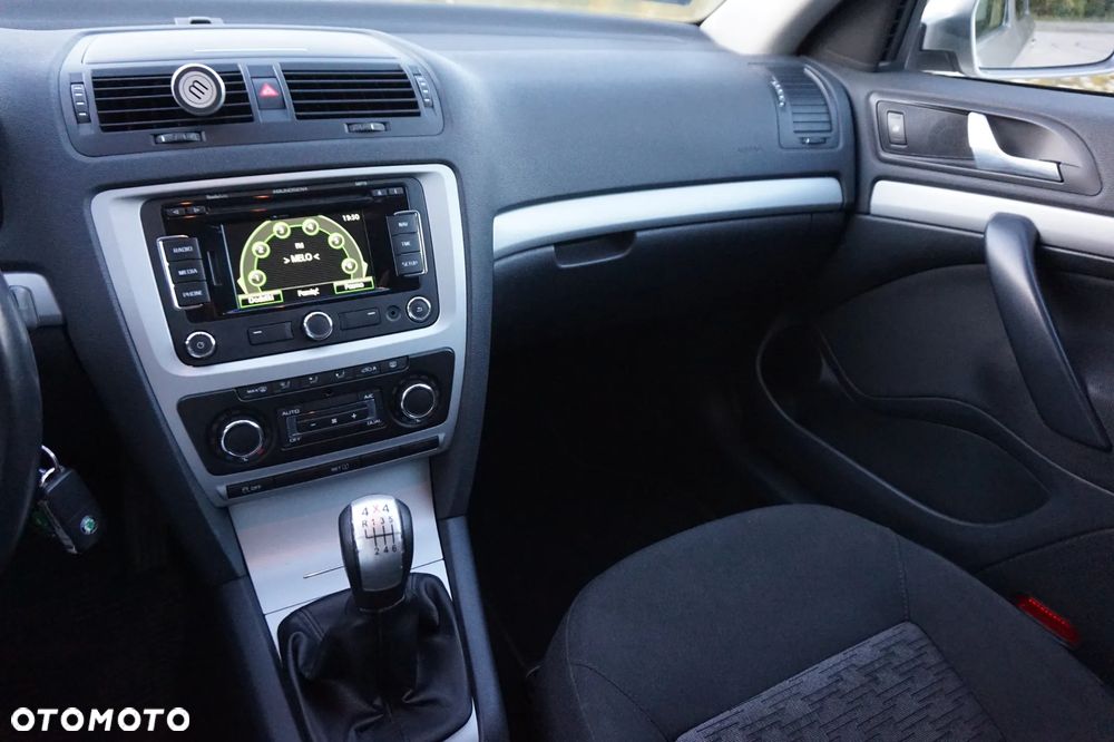 Skoda Octavia 1.6 TDI DPF 4x4 Ambition - 19