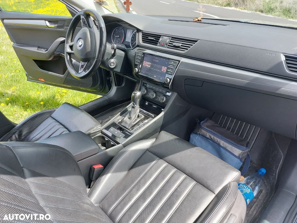 Skoda Superb 2.0 TDI DSG Sportline - 12