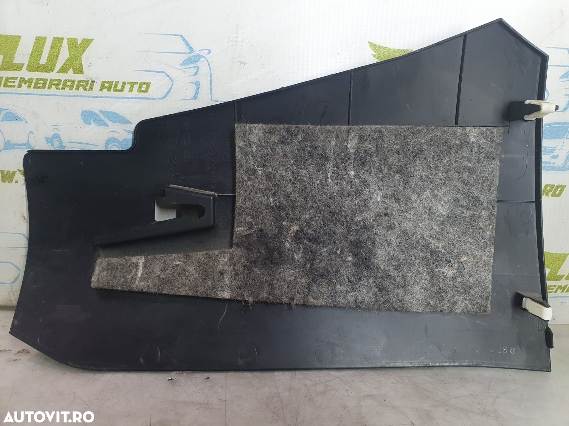 Ornament 84795-2y001 Hyundai ix35 1 [2009 - 2013] 2.0 crdi D4HA - 2