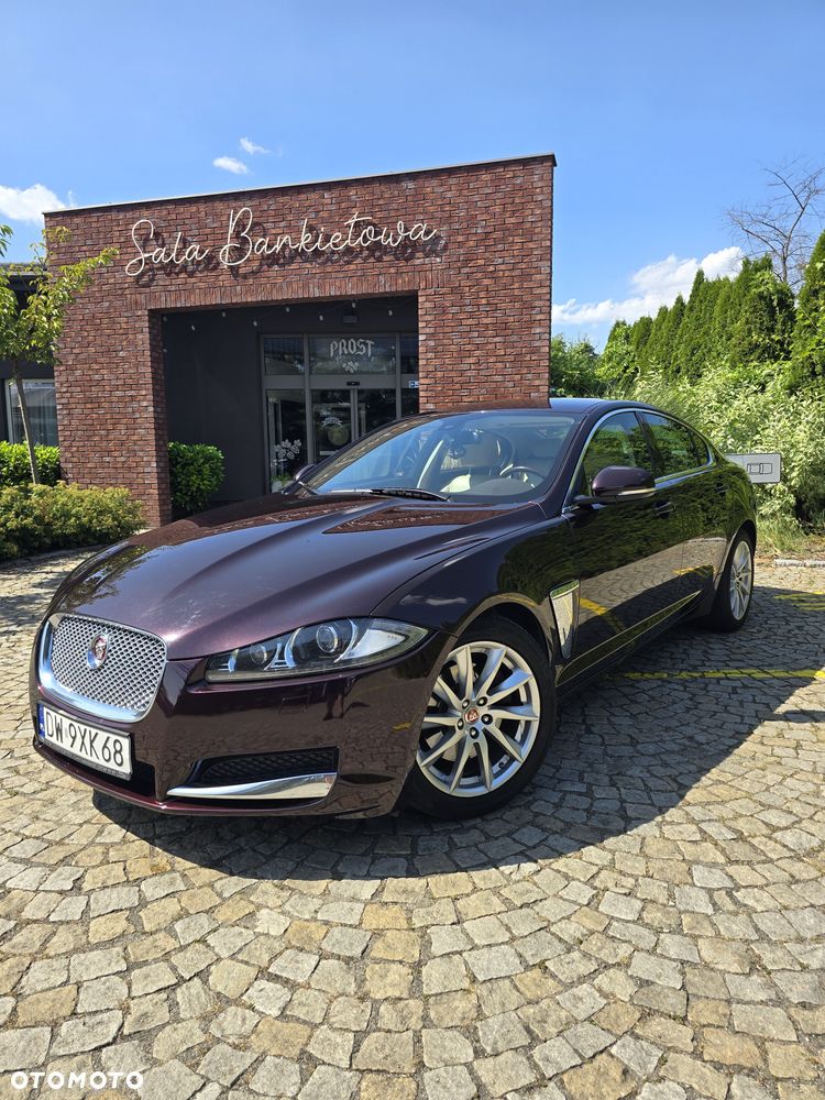 Jaguar XF, 2012