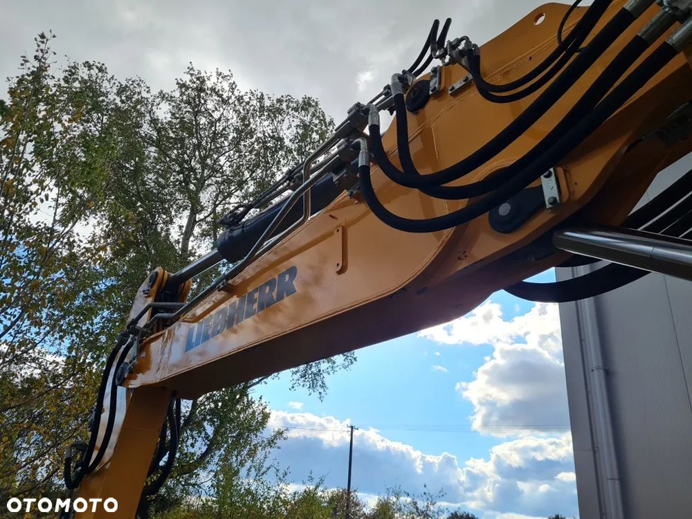 Liebherr Liebherr A 926 Compact 2018R STAN PERFEKCYJNY - 17