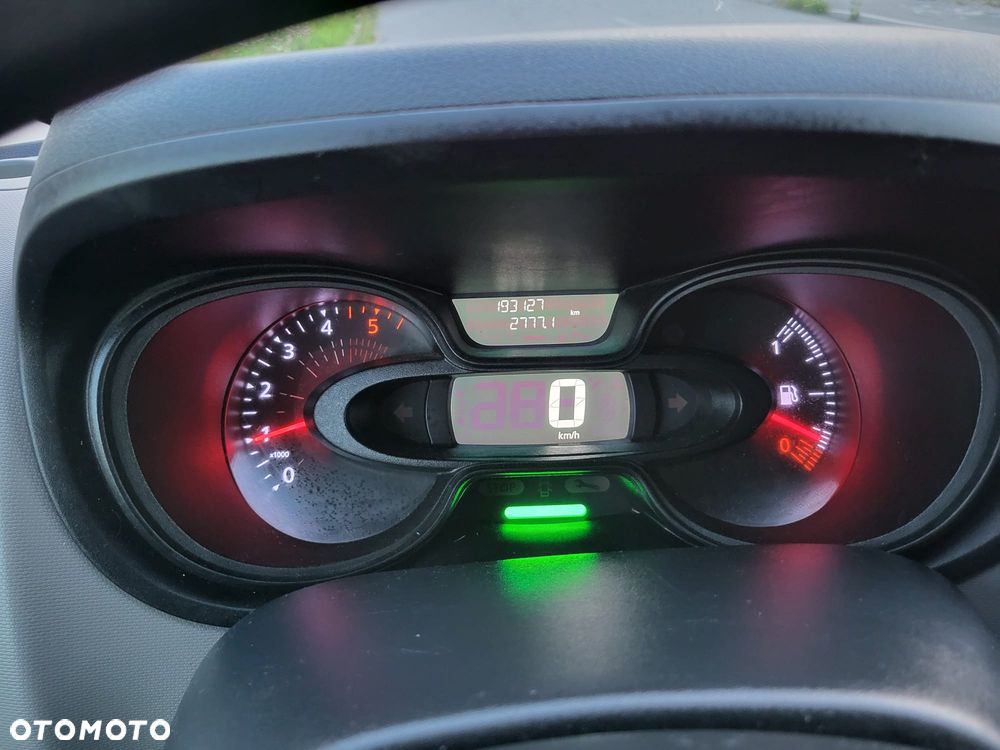 Renault Trafic - 10