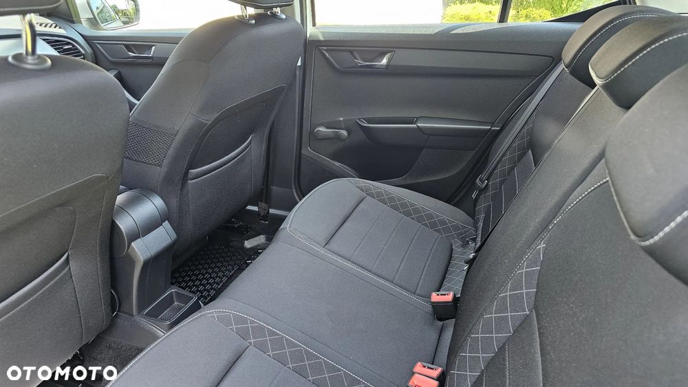 Skoda Fabia 1.0 TSI Ambition - 27