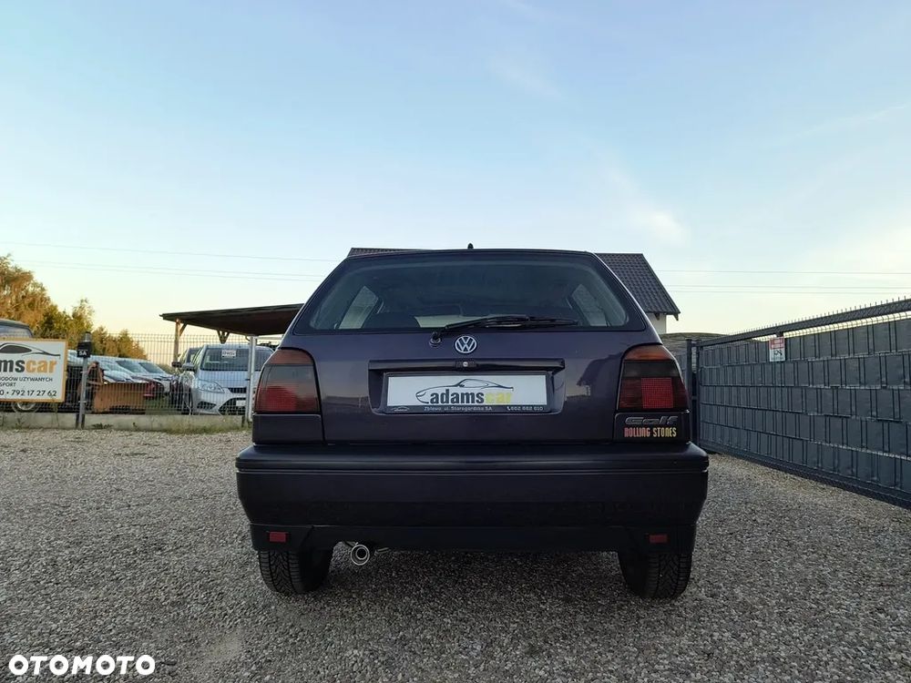 Volkswagen Golf - 10