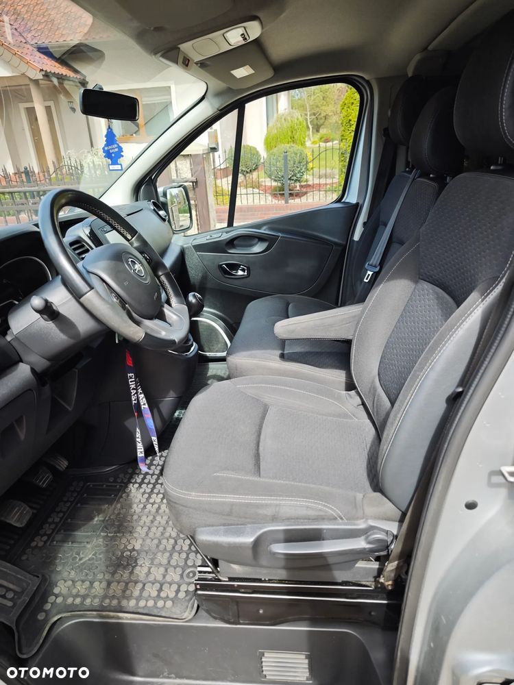 Opel Vivaro L2H1 2,9t Essentia Business - 6