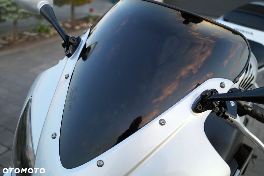 Honda CBR - 17