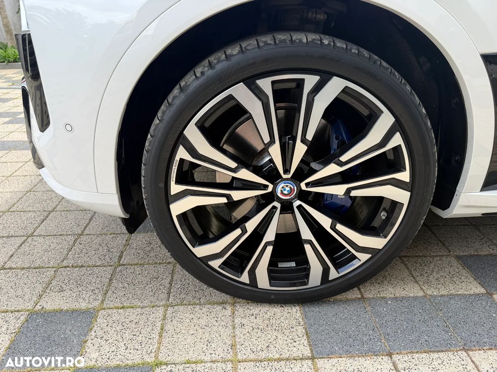 BMW X7 xDrive40i AT MHEV - 23