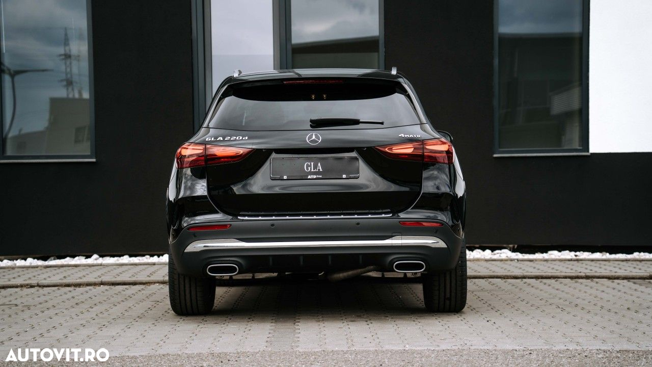 Mercedes-Benz GLA - 7