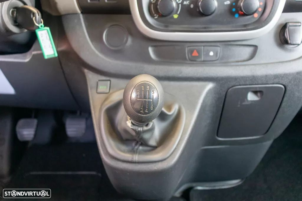 Renault Trafic 1.6 DCi 3 Lug. - 10