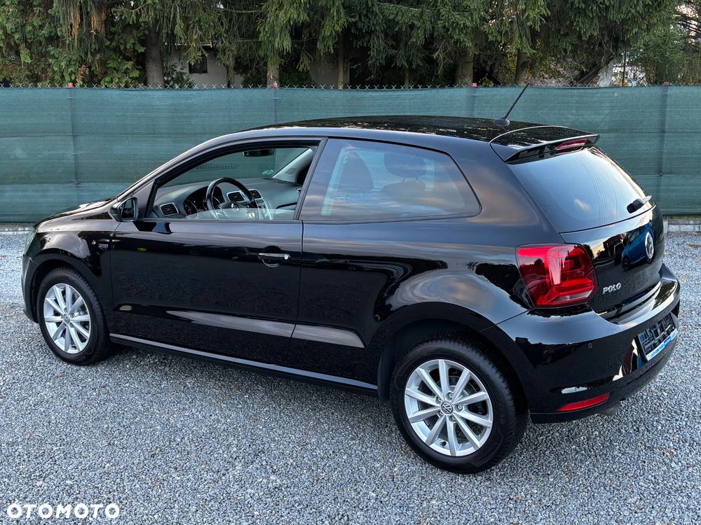 Volkswagen Polo 1.4 TDI Blue Motion Technology Lounge - 15