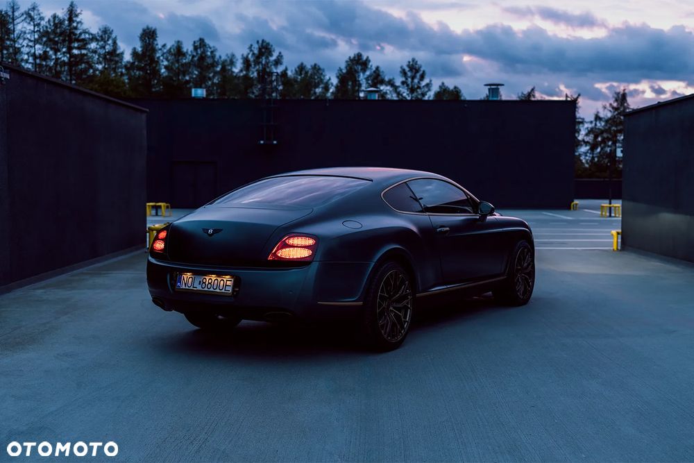 Bentley Continental GT Standard - 22