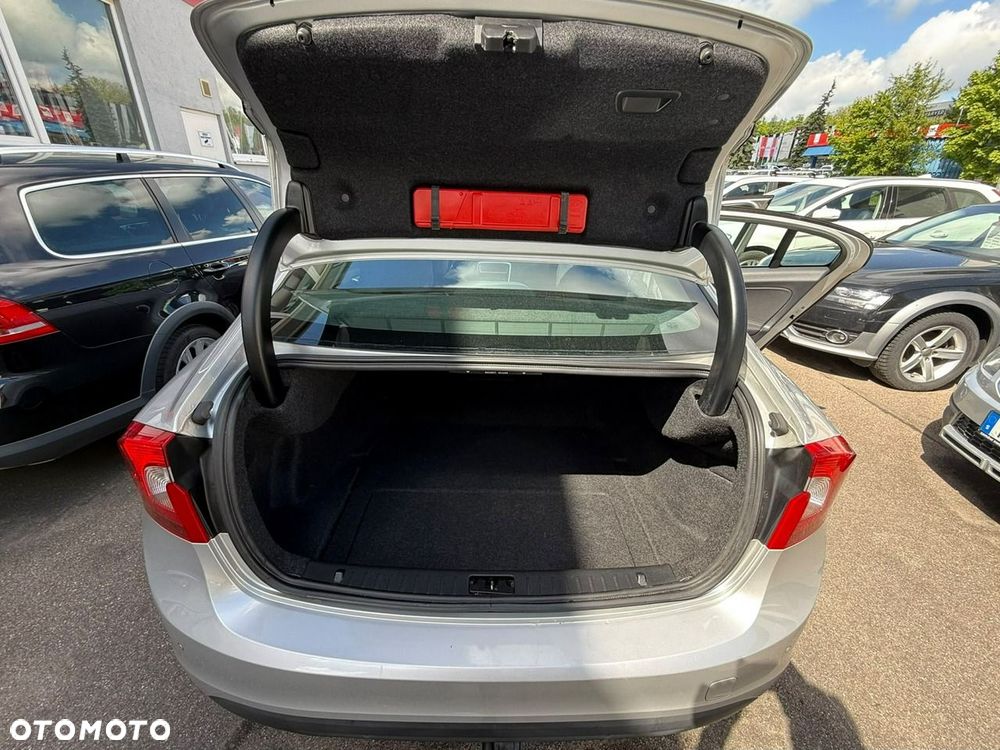 Volvo S60 - 31