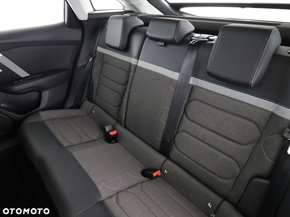 Citroën C4 PureTech 130 Stop&Start EAT8 PLUS - 18