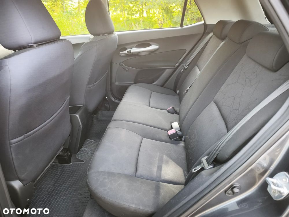 Toyota Auris - 4