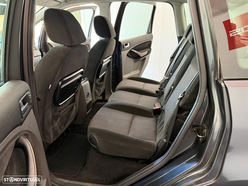 Ford C-Max 1.6 TDCi Titanium - 12