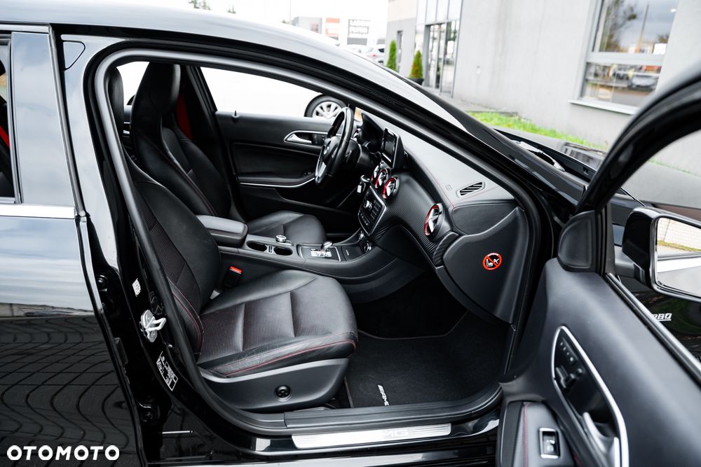 Mercedes-Benz Klasa A 45 AMG 4Matic AMG Speedshift 7G-DCT - 25