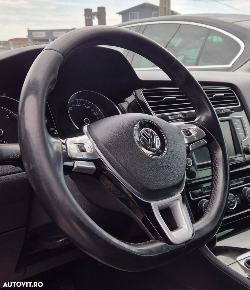 Volkswagen Golf 1.6 TDI Highline - 18
