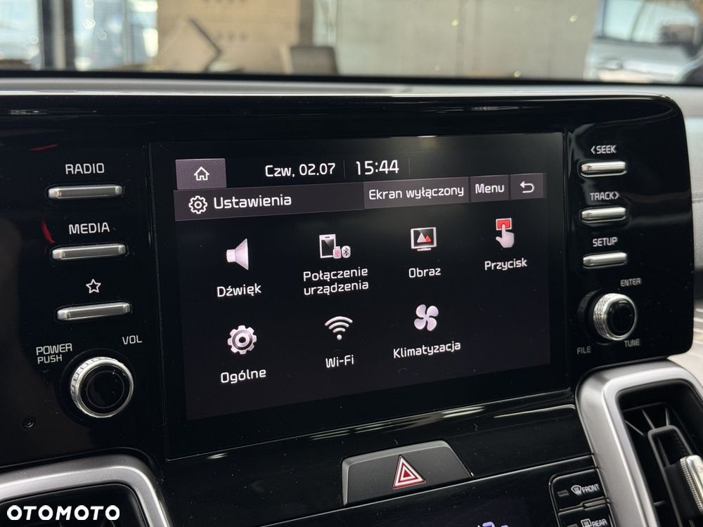 Kia Sorento - 32