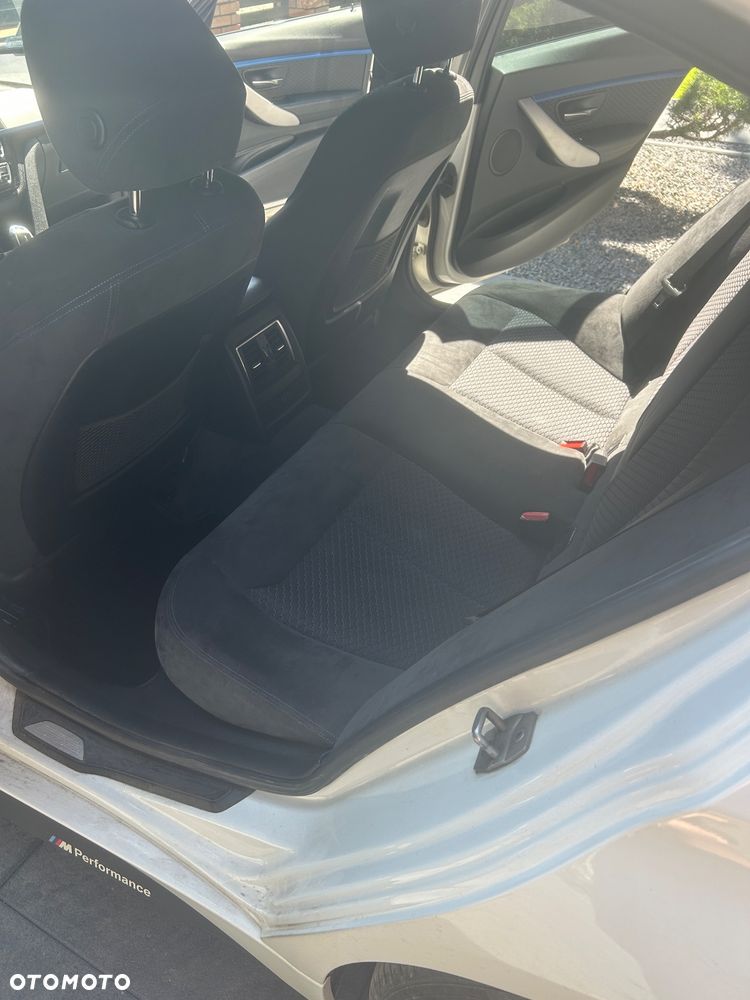 BMW Seria 3 320d M Sport - 14