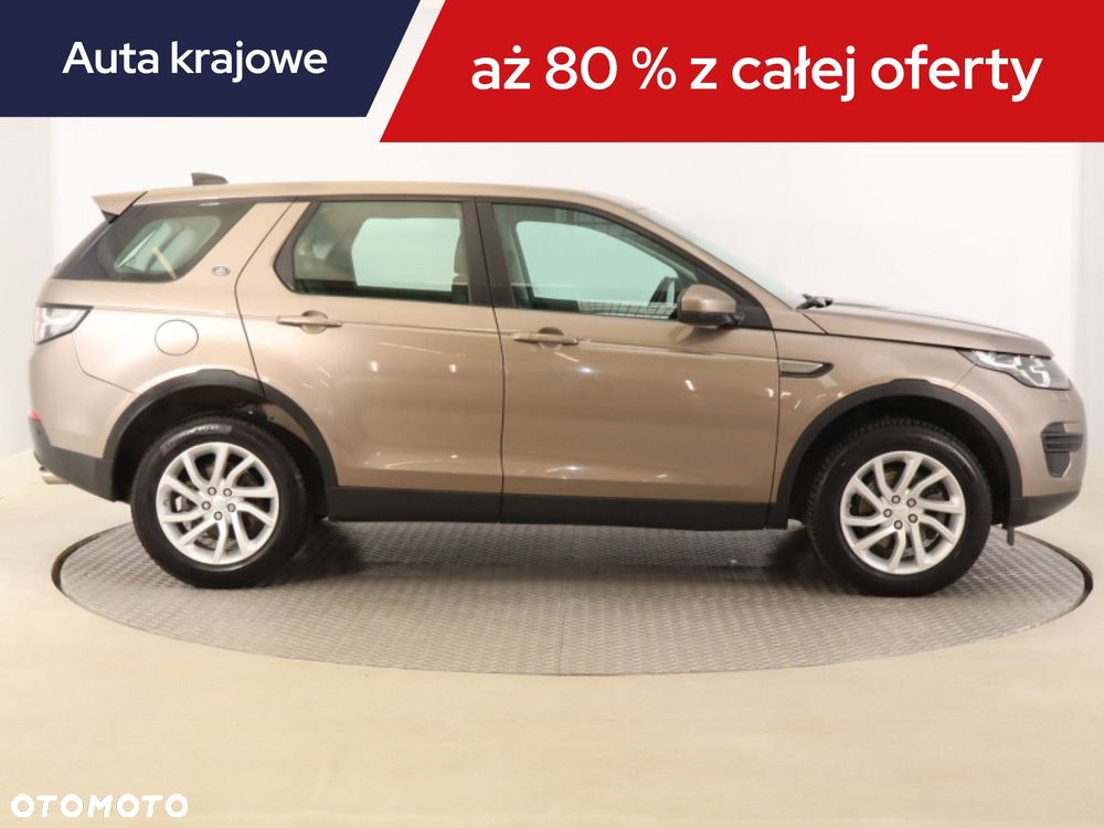 Land Rover Discovery Sport - 8
