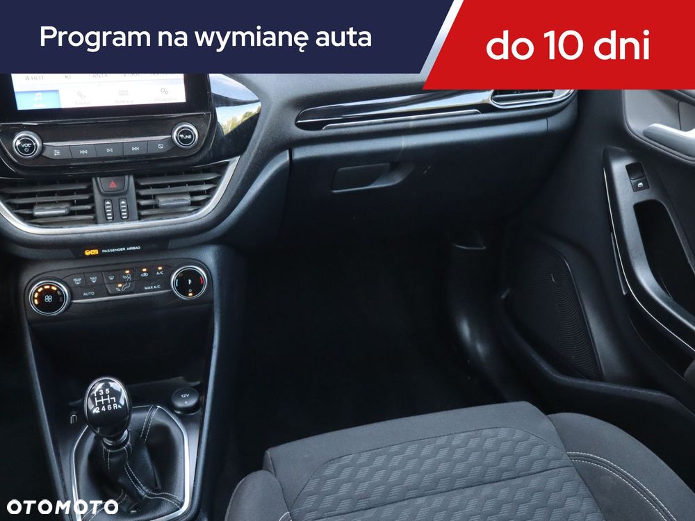 Ford Fiesta - 10