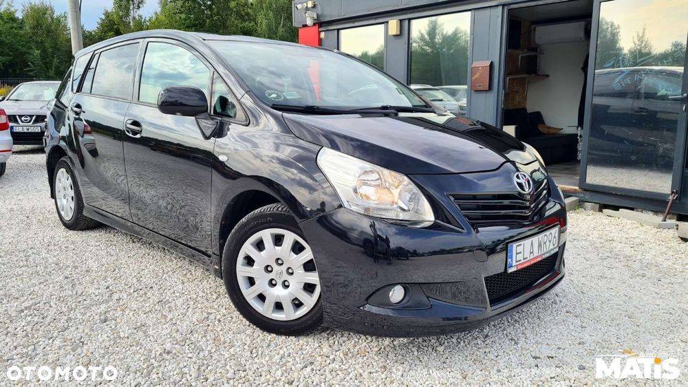 Toyota Verso - 23