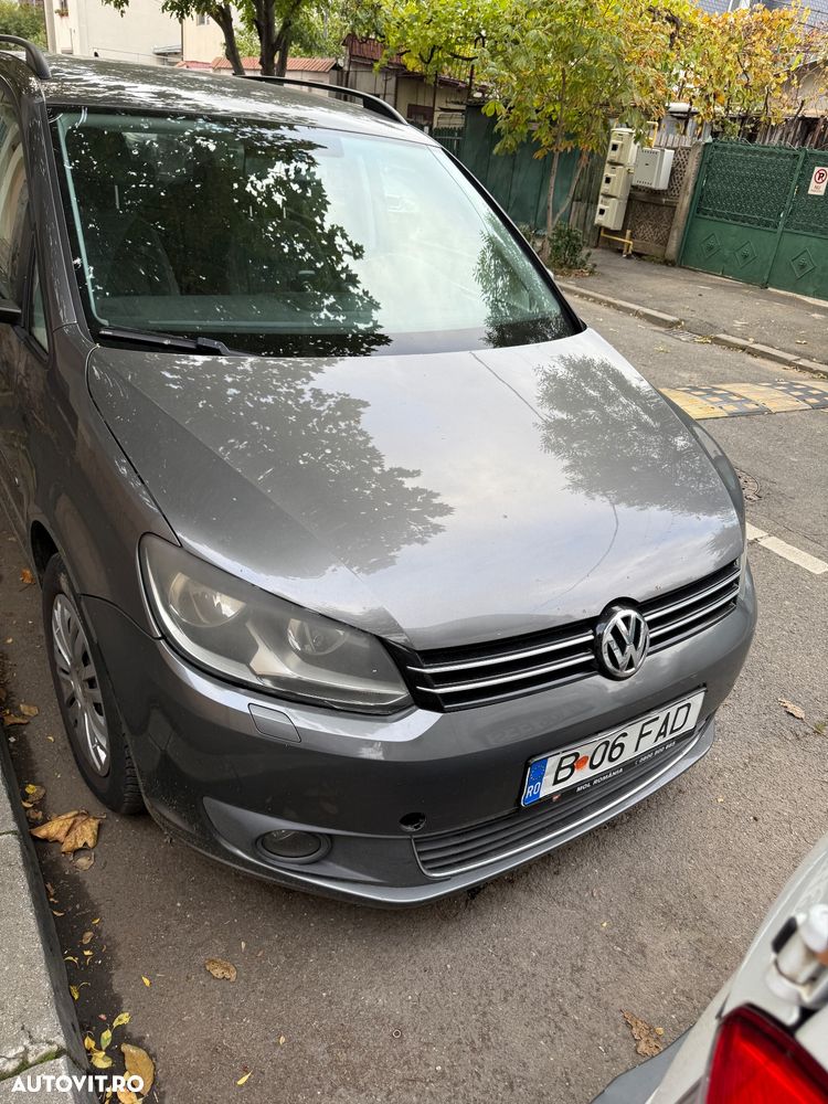 Volkswagen Touran - 2