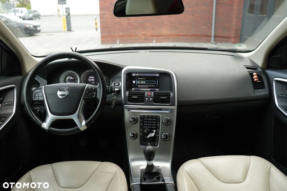 Volvo XC 60 D3 Summum - 23