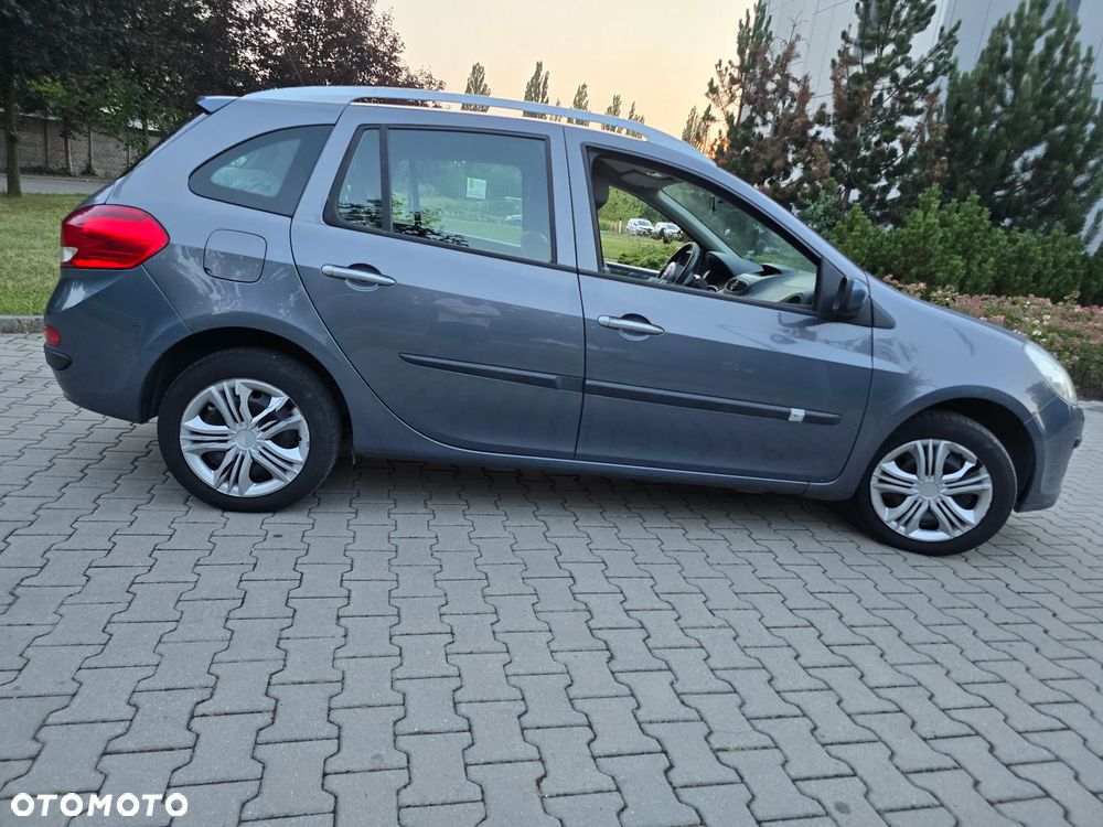 Renault Clio 1.2 16V All Inclusive - 6