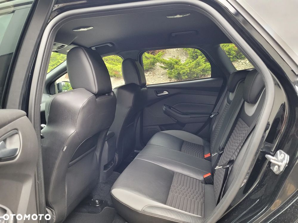 Ford Focus 2.0 TDCi ST mit Leder-Exclusiv-Paket - 14