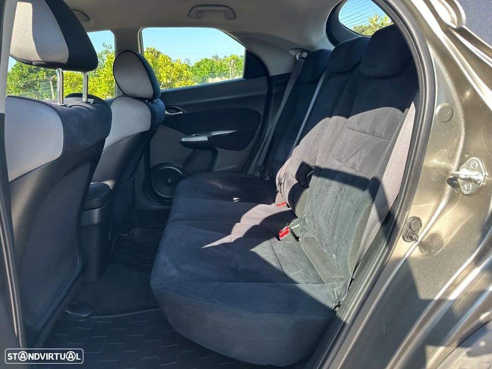 Honda Civic 1.4 Comfort - 21